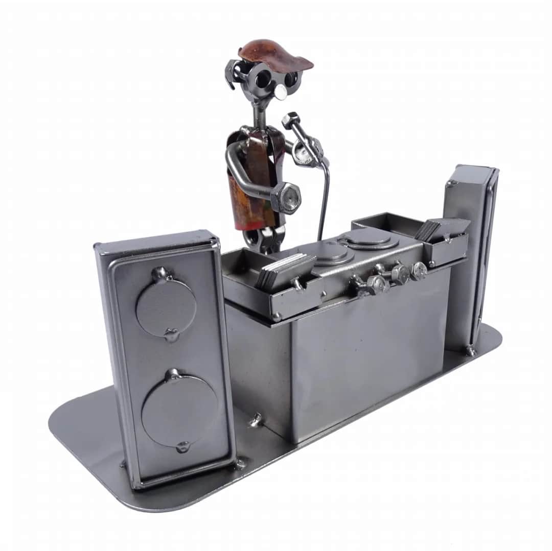 Najlepsze prezenty, które pokochają DJ-e na urodziny - co kupić?