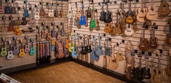 Jak wybrać ukulele koncertowe: 8 kluczowych czynników