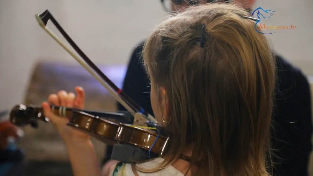 Kim jest osoba grająca na skrzypcach? 7 kluczowych cech