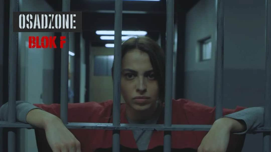 Kim jest wykonawca piosenki z serialu osadzone blok f? Poznaj prawdę!