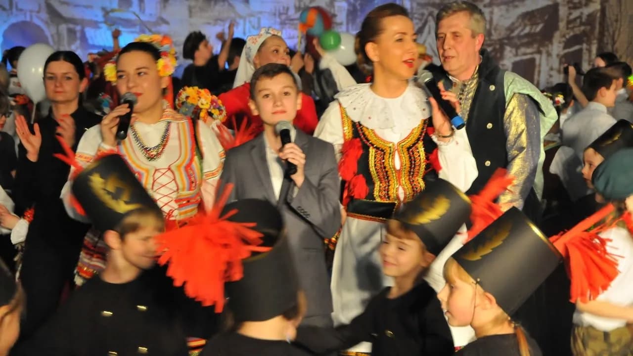 Kto śpiewa Kolorowe jarmarki? Prawda o oryginalnym wykonawcy