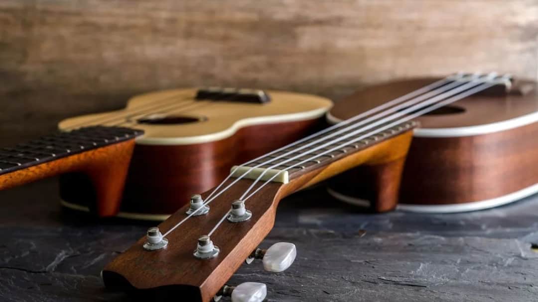 Czy warto kupić ukulele? Zalety, wady i porady dla początkujących