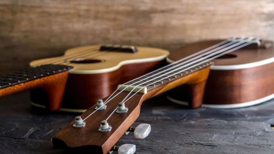 Czy warto kupić ukulele? Zalety, wady i porady dla początkujących
