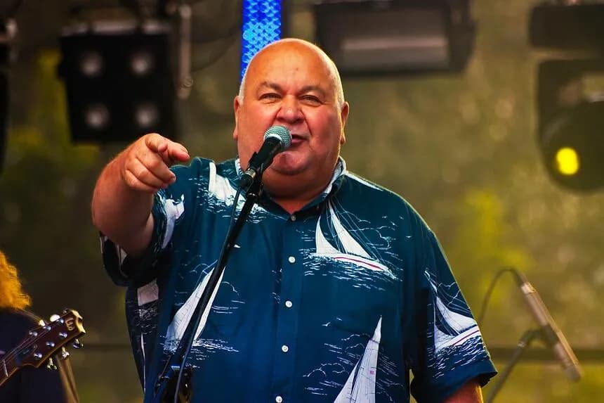 Kto śpiewa córko rybaka? Historia utworu i jego wykonawcy w polskiej muzyce