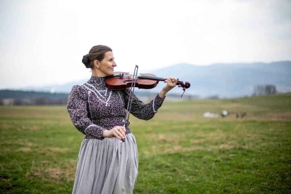 Jak trzymać skrzypce, aby uniknąć błędów i poprawić technikę gry