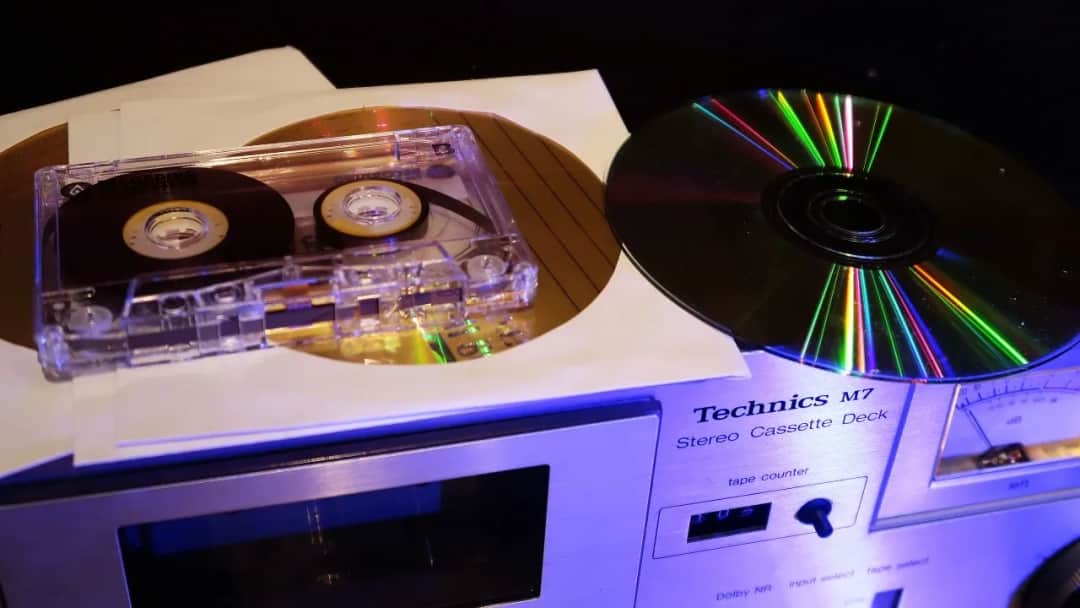 Podkład muzyczny - co to jest i jak wpływa na emocje w sztuce?